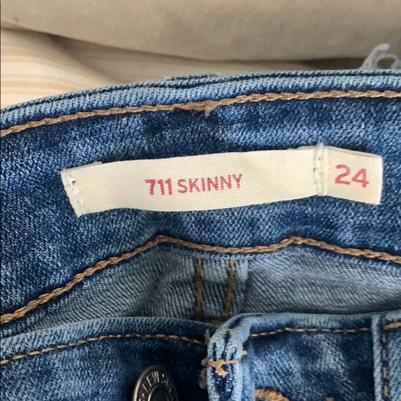 Jeans - Picture 3 of 3